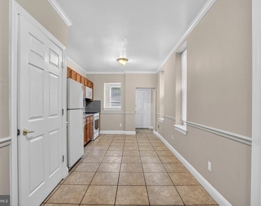 1953 E Stella Street - Photo Thumbnail 6