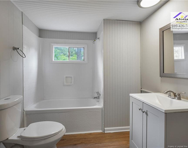 4404 Piedmont Avenue - Photo Thumbnail 8