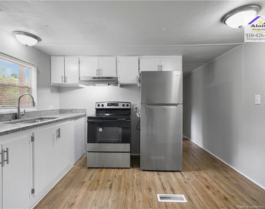 4404 Piedmont Avenue - Photo Thumbnail 4