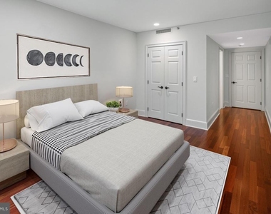 1500 Chestnut Street - Photo Thumbnail 17