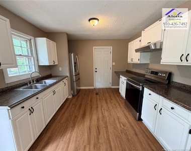 7313 Ryan Street - Photo Thumbnail 5