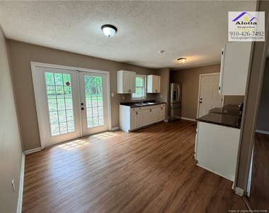 7313 Ryan Street - Photo Thumbnail 4