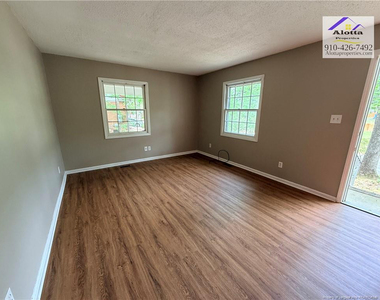 7313 Ryan Street - Photo Thumbnail 2