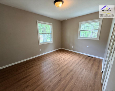 7313 Ryan Street - Photo Thumbnail 8