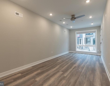 138 W Huntingdon Street - Photo Thumbnail 8