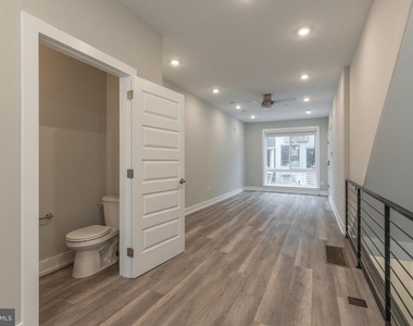138 W Huntingdon Street - Photo Thumbnail 10
