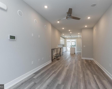 138 W Huntingdon Street - Photo Thumbnail 6