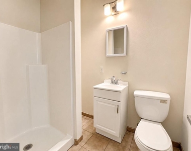 1804 N 16th Street - Photo Thumbnail 10