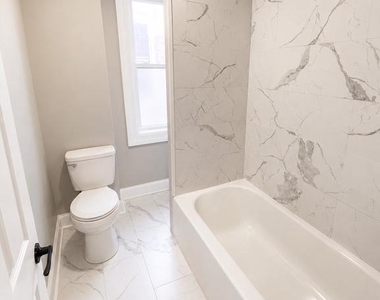 347 N Robinson Street - Photo Thumbnail 20