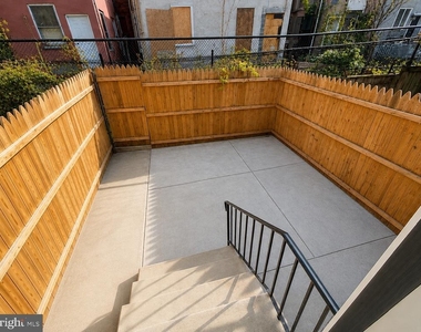 347 N Robinson Street - Photo Thumbnail 24