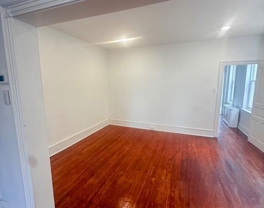 3737 N 6th Street - Photo Thumbnail 2