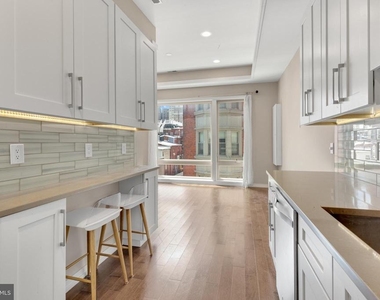1815 Ranstead Street - Photo Thumbnail 4