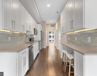 1815 Ranstead Street - Photo Thumbnail 5