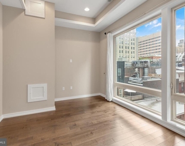 1815 Ranstead Street - Photo Thumbnail 7