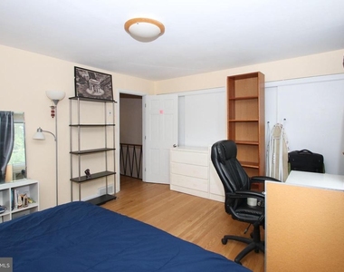 2734 W Country Club Road - Photo Thumbnail 15
