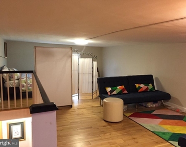 527 S 7th Street S - Photo Thumbnail 4