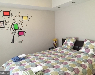 527 S 7th Street S - Photo Thumbnail 2
