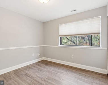2028 Arch Street - Photo Thumbnail 14