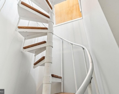 2028 Arch Street - Photo Thumbnail 23