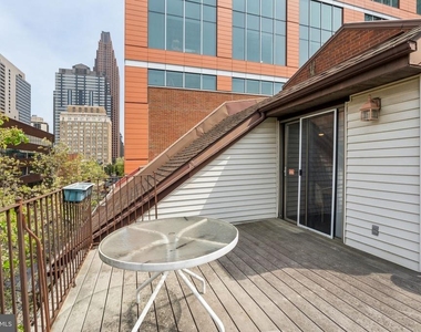 2028 Arch Street - Photo Thumbnail 28