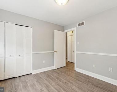 2028 Arch Street - Photo Thumbnail 15