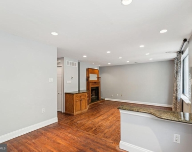 2028 Arch Street - Photo Thumbnail 2
