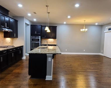 529 Buhrstone Mill Drive - Photo Thumbnail 6
