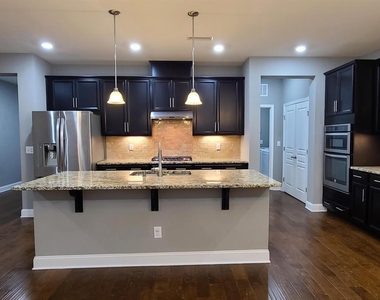 529 Buhrstone Mill Drive - Photo Thumbnail 9