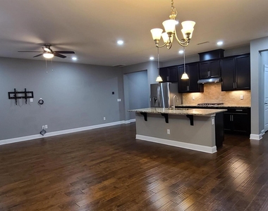 529 Buhrstone Mill Drive - Photo Thumbnail 16