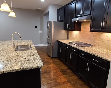 529 Buhrstone Mill Drive - Photo Thumbnail 18
