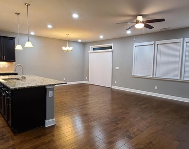 529 Buhrstone Mill Drive - Photo Thumbnail 5