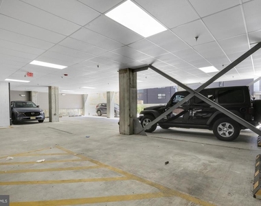 1731 Tilghman Street - Photo Thumbnail 24