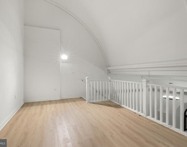 2321 Fitzwater Street - Photo Thumbnail 18