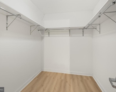 2321 Fitzwater Street - Photo Thumbnail 19