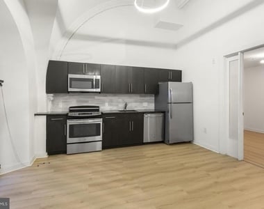 2321 Fitzwater Street - Photo Thumbnail 9