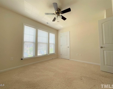 529 Brier Crossings Loop - Photo Thumbnail 11