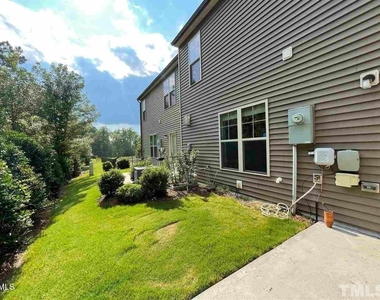 529 Brier Crossings Loop - Photo Thumbnail 14