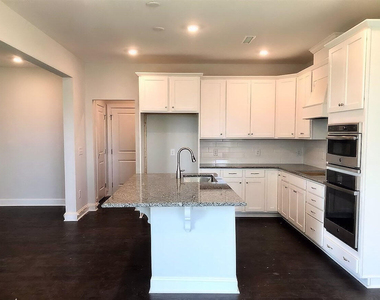 203 Condra Road - Photo Thumbnail 2