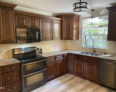432 Cedar Hill Lane - Photo Thumbnail 1