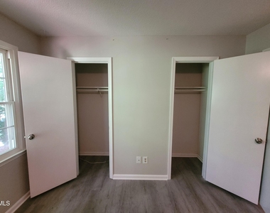 920 Jason Court - Photo Thumbnail 24