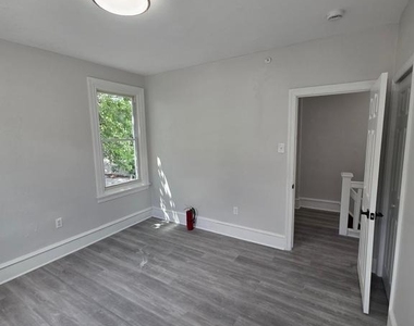 5028 N 12th Street - Photo Thumbnail 12