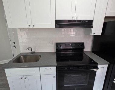 5028 N 12th Street - Photo Thumbnail 12