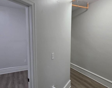 5028 N 12th Street - Photo Thumbnail 5