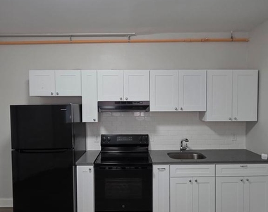 5028 N 12th Street - Photo Thumbnail 3