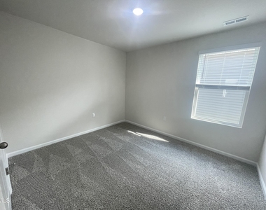127 Tourmaline Hill Drive - Photo Thumbnail 18