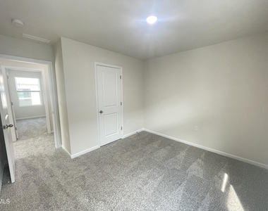 127 Tourmaline Hill Drive - Photo Thumbnail 19