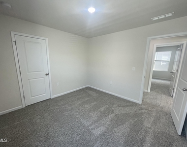 127 Tourmaline Hill Drive - Photo Thumbnail 17