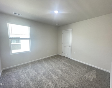 127 Tourmaline Hill Drive - Photo Thumbnail 15