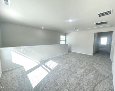 127 Tourmaline Hill Drive - Photo Thumbnail 12