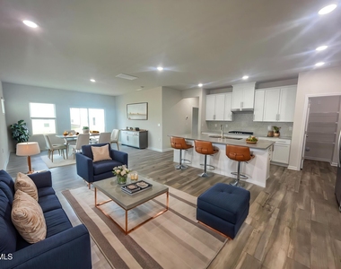 127 Tourmaline Hill Drive - Photo Thumbnail 4